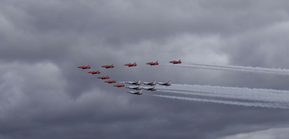 REDS AND THUNDERBIRDS