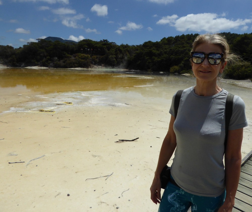Lyn at the coloured lake